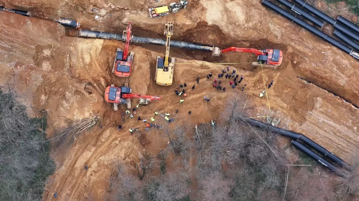 Düzce Akçakoca’da Doğal Gaz Çalışması Sırasında Göçük: 1 İşçi Şehit, 1 Yaralı