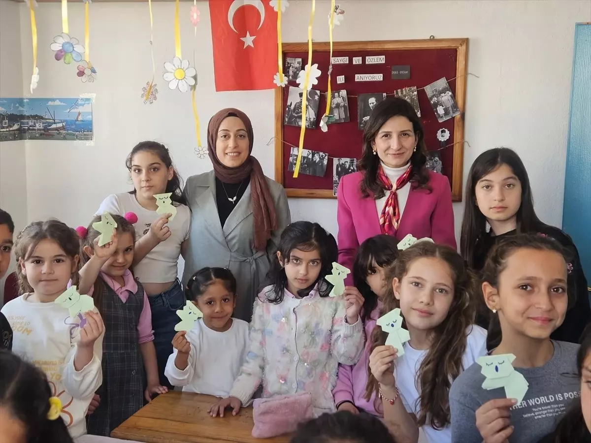 Enez'de Çocuklar İçin Kitap Ayracı Atölyesi: Okuma Sevgisi Artıyor