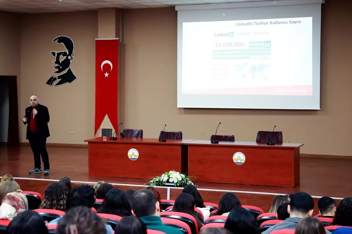 Trakya Üniversitesi’nde Sıfır Atık Semineri: Çevre Bilincine Yönelik Adımlar