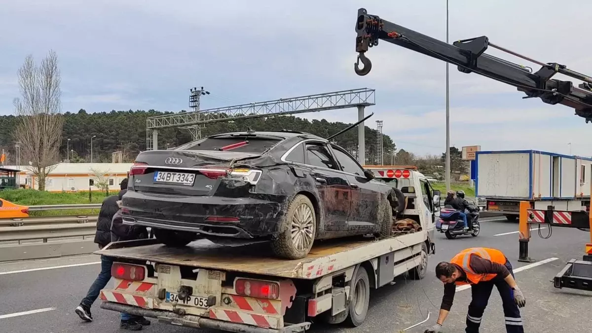 Eyüpsultan’da Araç Ormana Çıktı: Sürücü Hastaneye Kaldırıldı