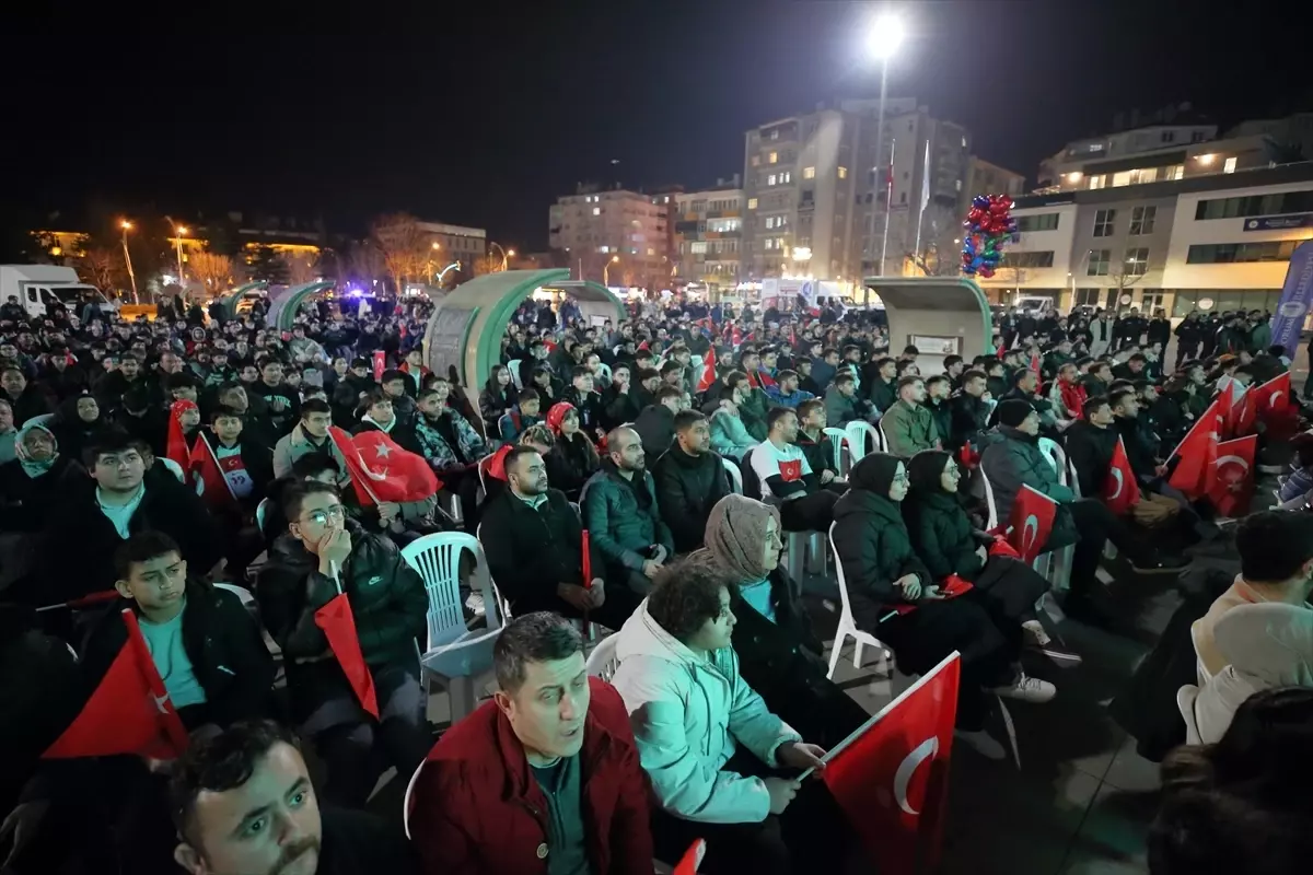 Samsun ve Çevre İlçelerde Dev Ekrandan Türkiye‑Kosova Maçı Coşkusu