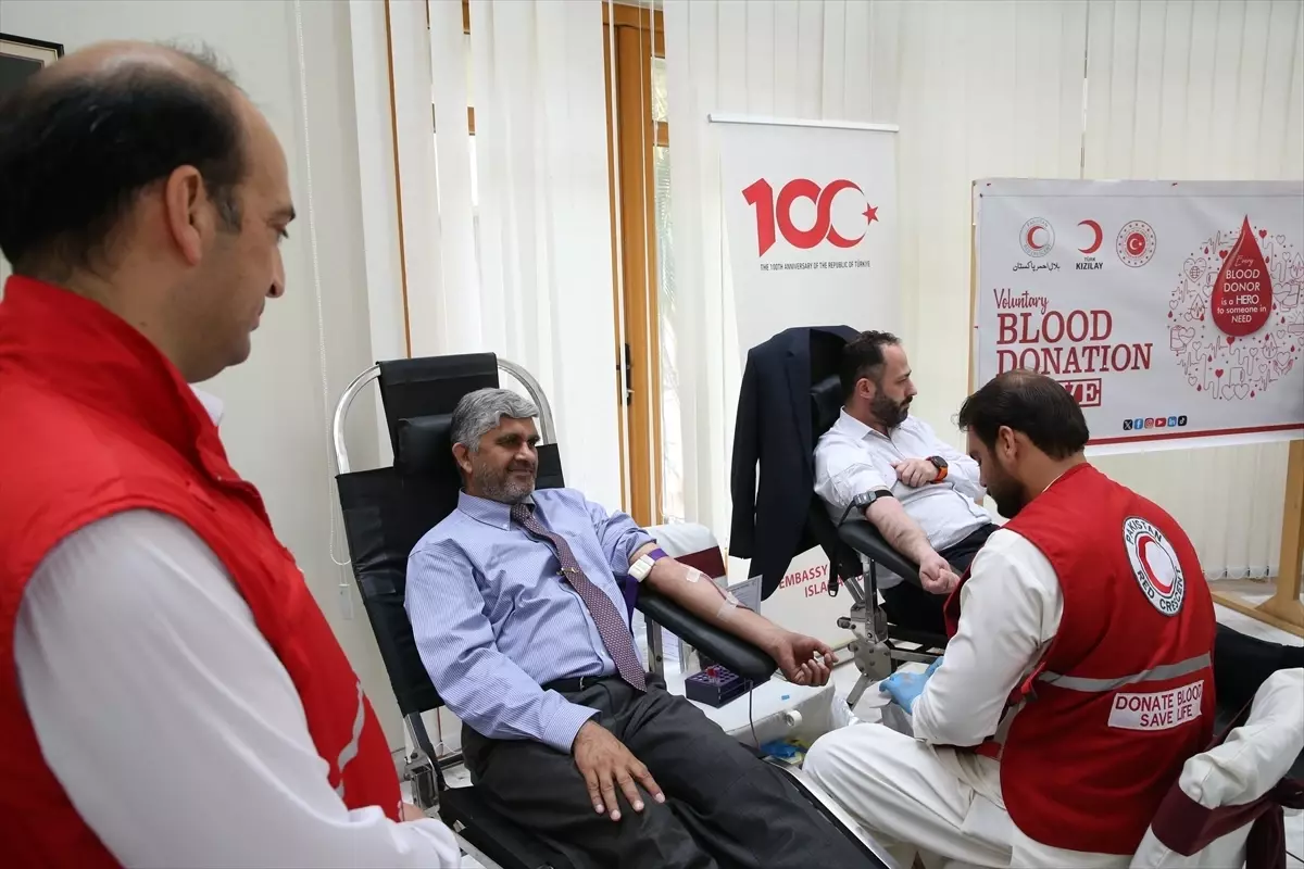 Türk ve Pakistan Kızılayı’ndan Ortak Kan Bağışı Kampanyası Başladı