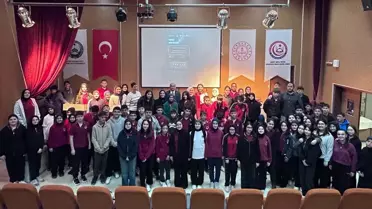 Etkinlikte öğrencilerin gıda israfı konusundaki etkileşimli çalışmaları