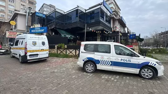 Olay yerinde polis ekipleri