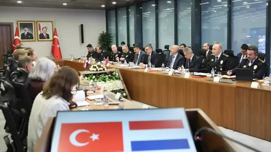 Türkiye ve Hollanda’da Terörle Mücadele Çerçevesinde Güvenlik İşbirliği Derinleşti