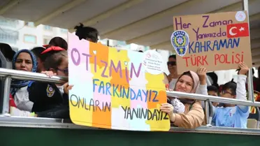 Açık otobüsle Adana turu