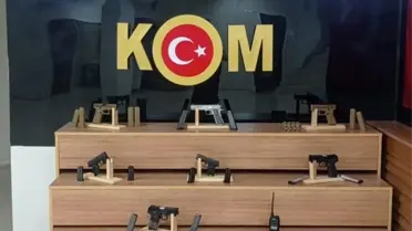 Ele geçirilen sekiz tabanca