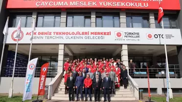 Zonguldak BEÜ Çaycuma Kampüsü'nde Açık Deniz Teknolojileri Kütüphanesi Kapılarını Açtı