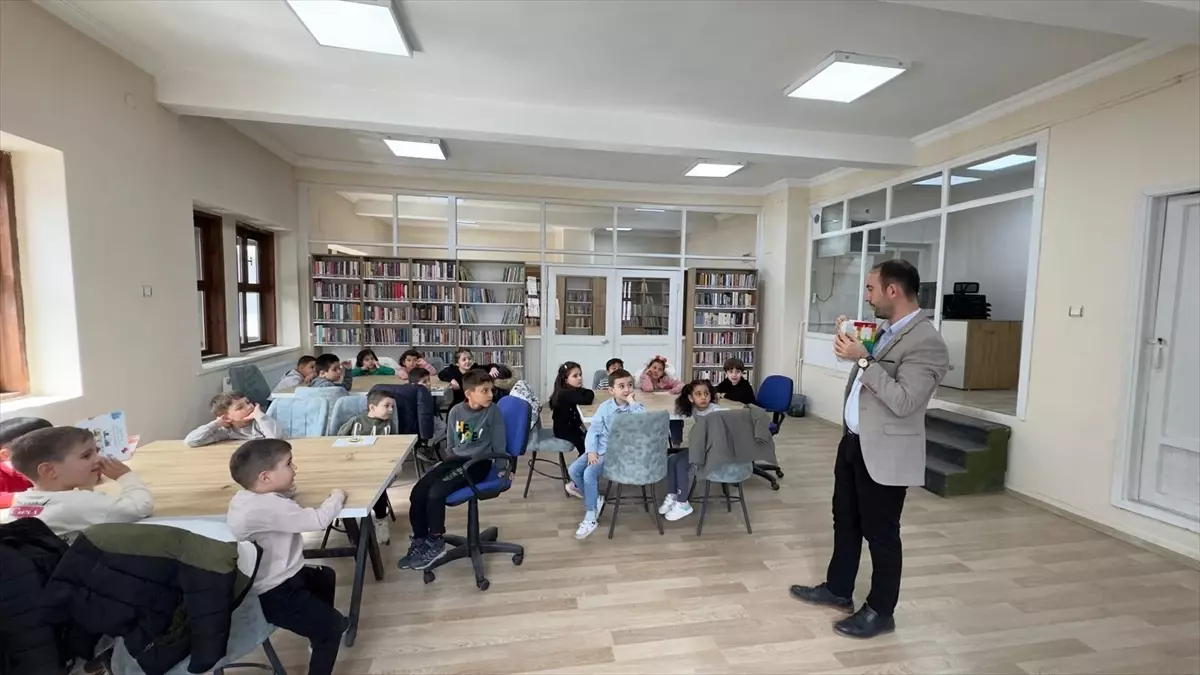 Yeniçağa’da Kütüphane Haftası: Öğrenciler Okuma ve Konuşma Becerilerini Güçlendiriyor