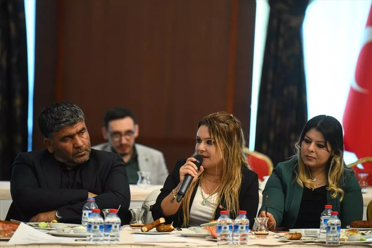 Kaya, Roman Topluluğuyla Sorunları Masaya Yattı: AK Parti'den Yeni Adımlar