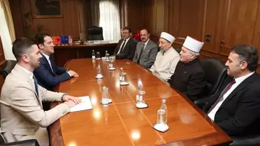 Arpaguş ve Kuzey Makedonya bakanları bir arada