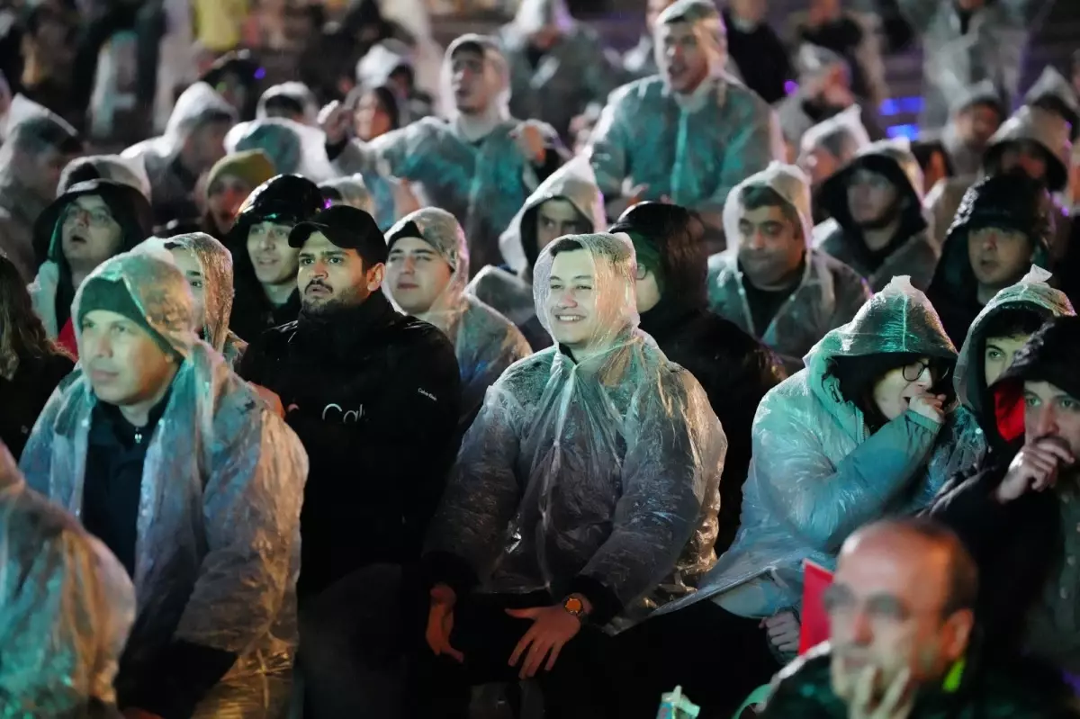 Türkiye Milli Takımı 24 Yıllık Aradan Sonra Dünya Kupası Yolunu Açtı