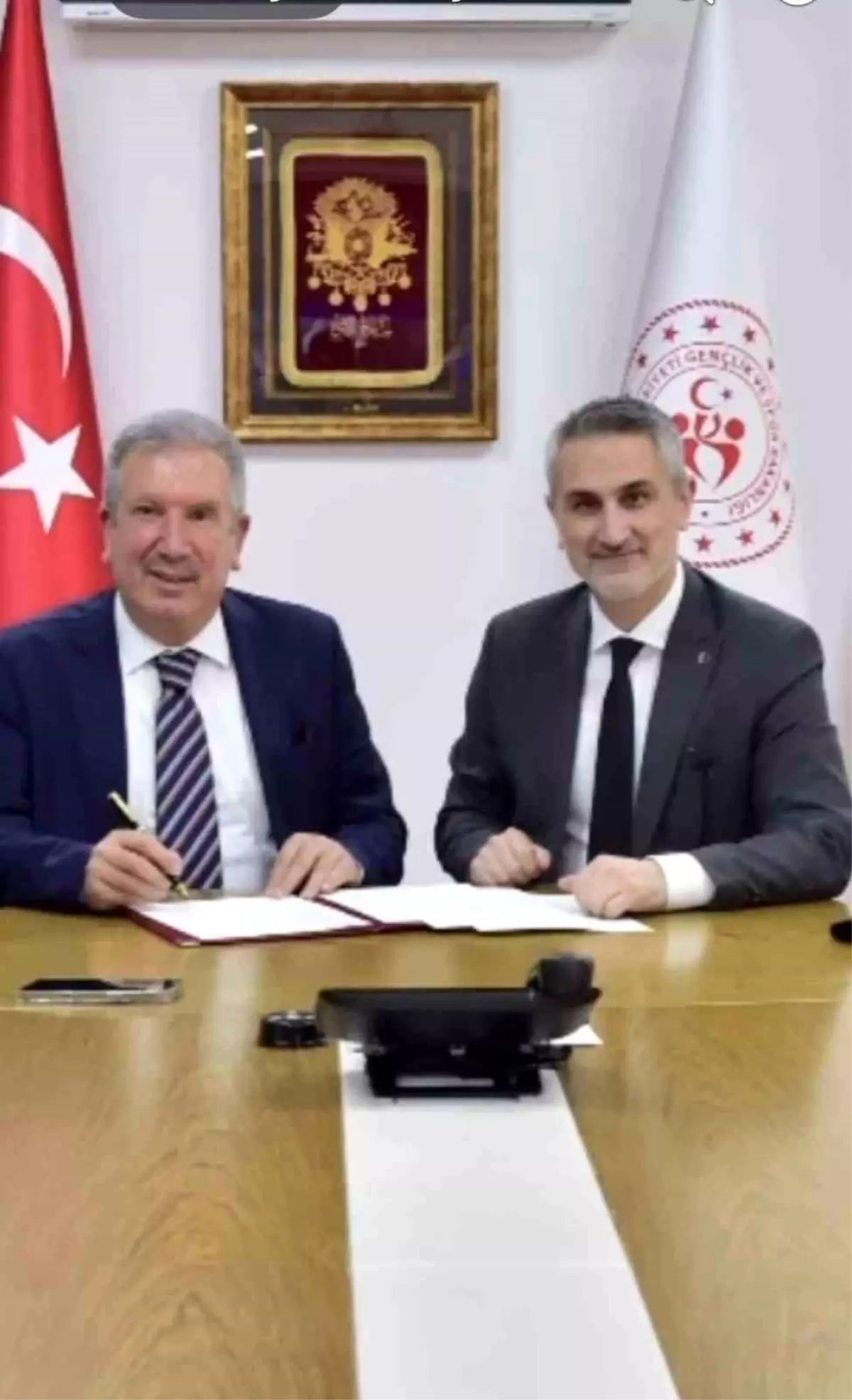 Çüngüş’te Yarı Olimpik Yüzme Havuzu Projesi Hayata Geçiyor