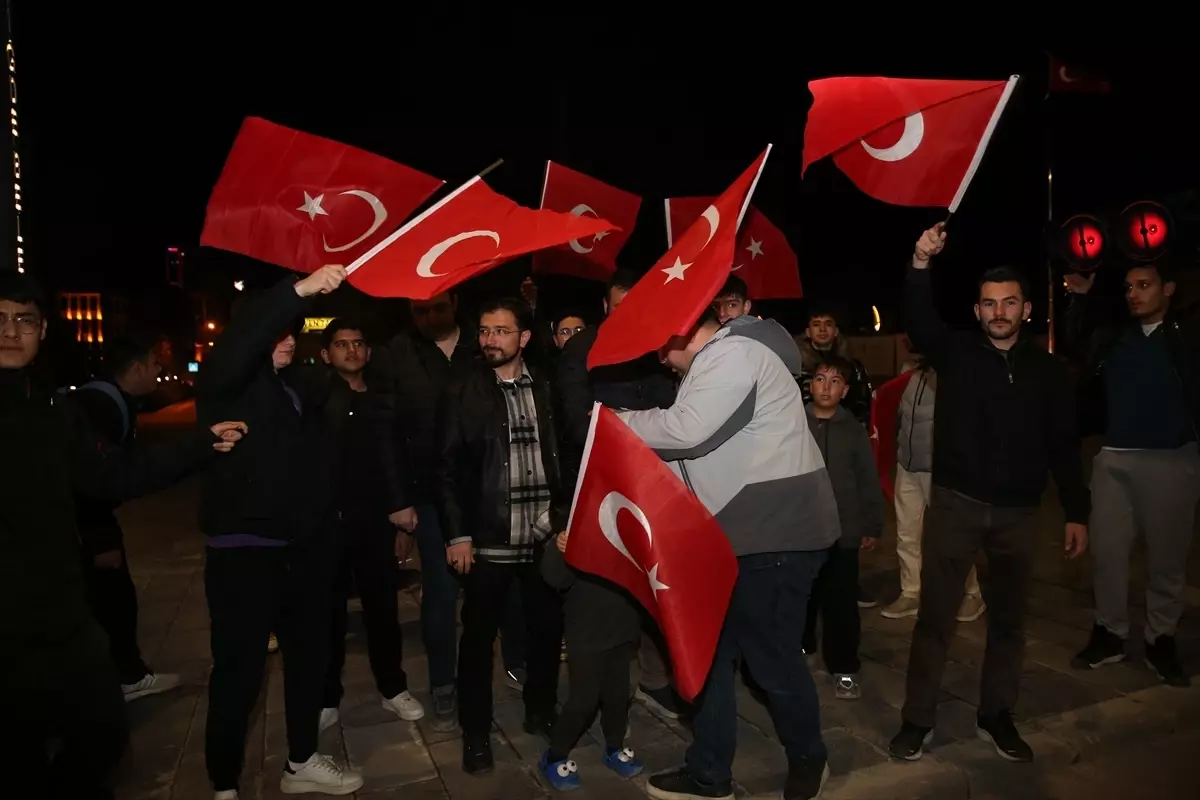 A Milli Takım'ın Zafer Coşkusu Kayseri ve Çevresinde Büyük Kutlamalarla Taçlandı