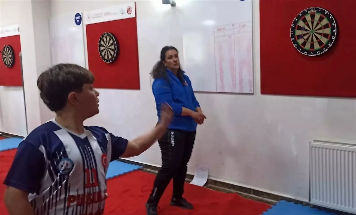 Osmaniye'de 150 Sporcu Dart Yıldız ve Gençler Grup Birinciliğinde Buluştu