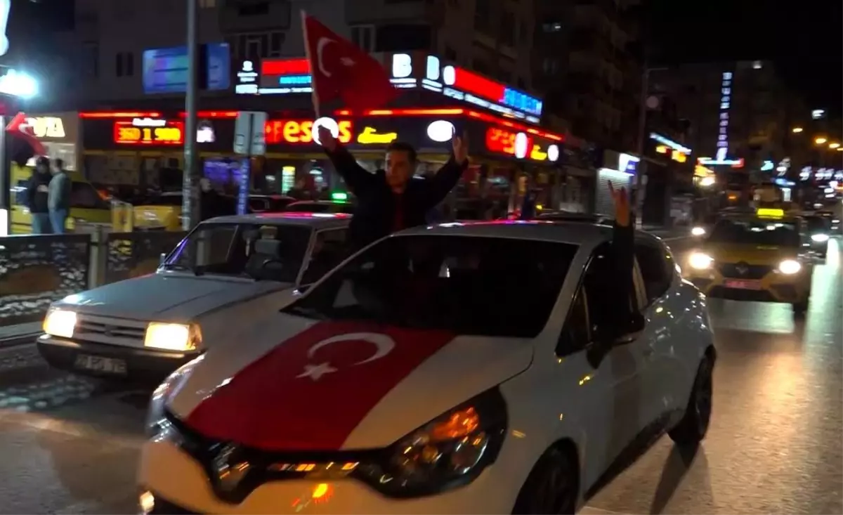 Türkiye Milli Futbol Takımı, 24 Yıllık Bekleyişi Sonlandırarak Dünya Kupası'na Katıldı