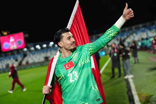 Arda Güler ve Kenan Yıldız sahada