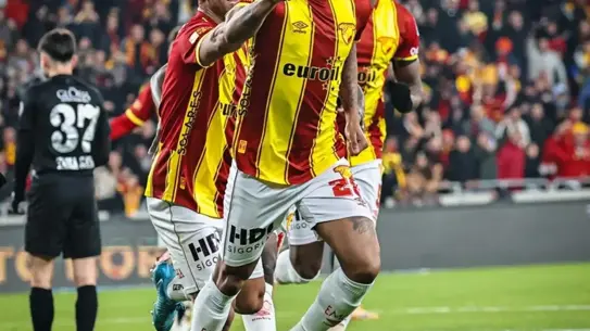 Göztepe stadyumu atmosferi