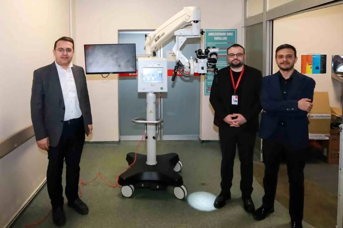Amasya Üniversitesi Hastanesi'nde Beyin Cerrahisi İçin Yeni Nesil Mikroskop Kullanıma Alındı