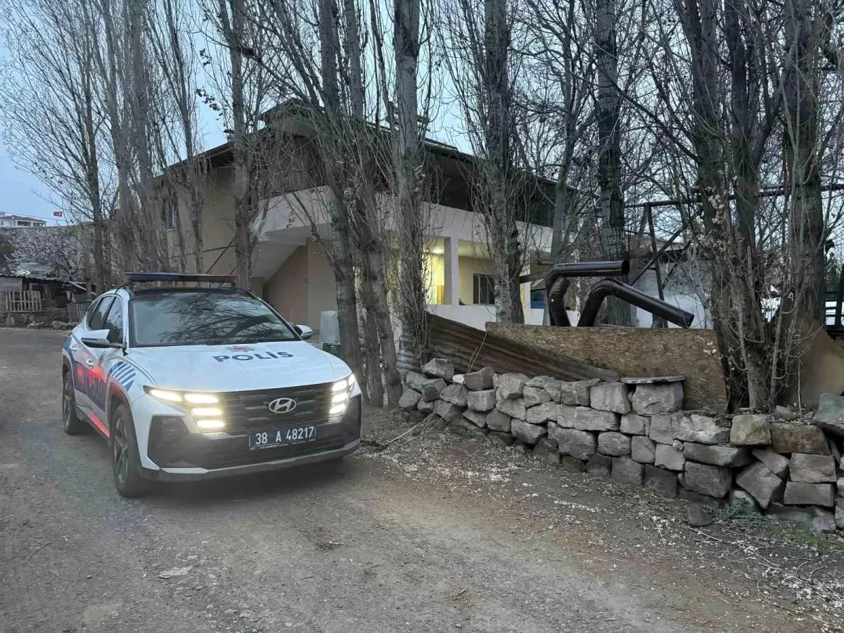 Kayseri Kocasinan’da Sobadan Çıkan Karbon Monoksit 2 Çocuğu Hastaneye Koydu