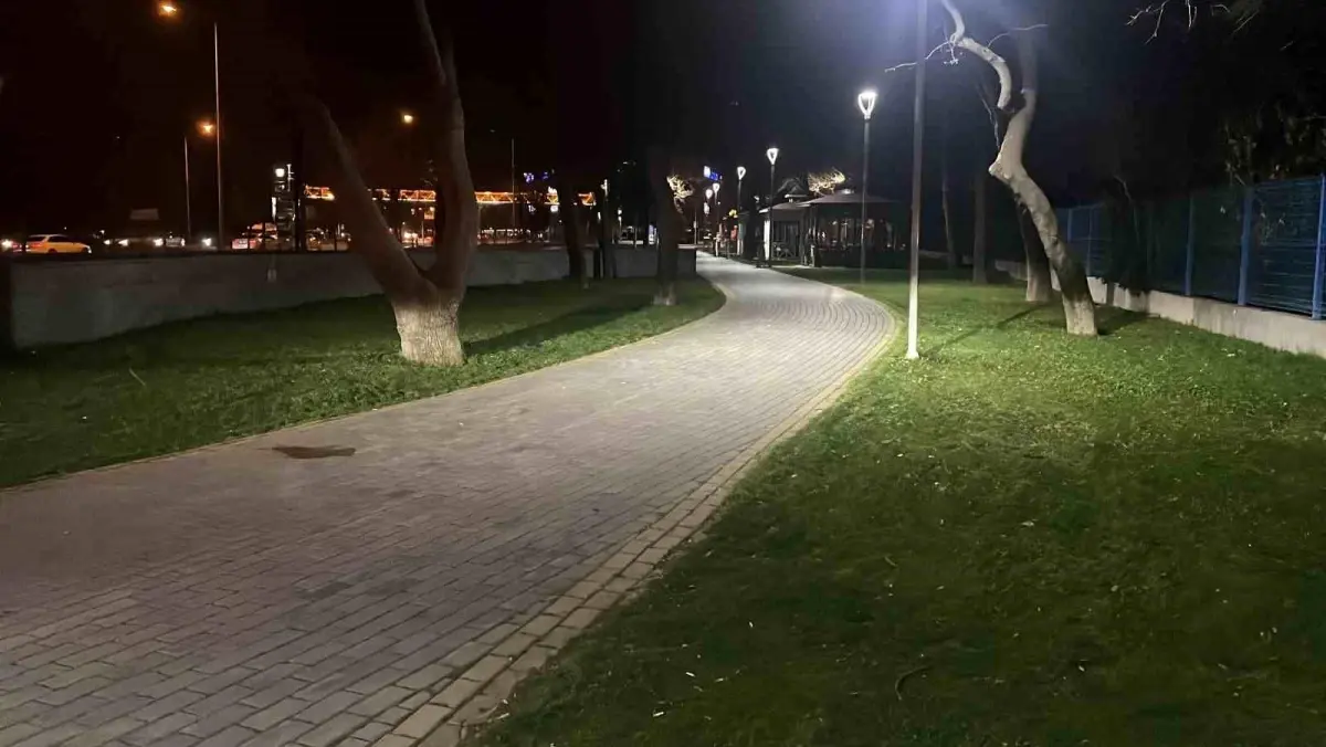 Konya’da Parkta Çıkan Bıçaklı Kavga: 3 Kişi Yaralandı