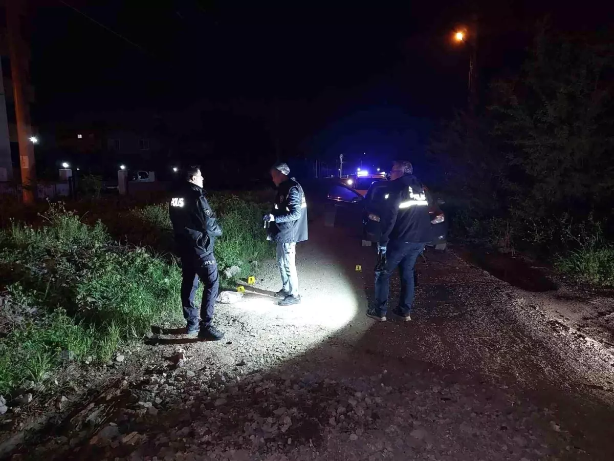 Hatay’da Telefon Borcu Nedeniyle Silahlı Kavga: İki Kardeş Yaralandı