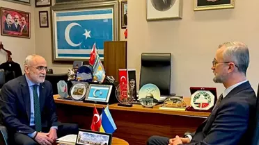 Cumhurbaşkanı Danışmanı Yalçın Topçu, Ukrayna Büyükelçisi Nariman Celal ile Ankara’da Görüştü