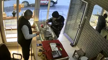 Nusaybin'de Kuyumcuya Giren Hırsız Yakalandı: Altın Yüzük Olayı Detayları