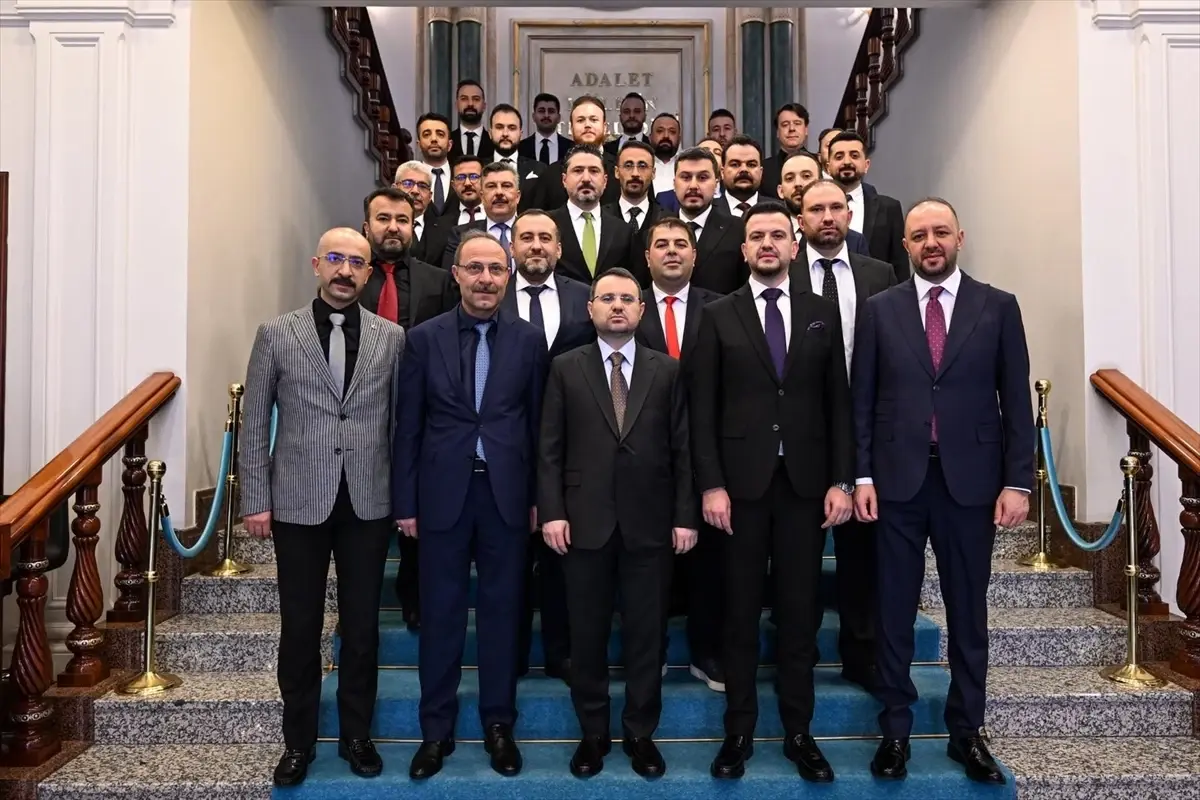 Adalet Bakanı Gürlek, Nevşehir’de İş Dünyasıyla Görüşerek Yatırım ve İstihdamı Artırmayı Hedefliyor