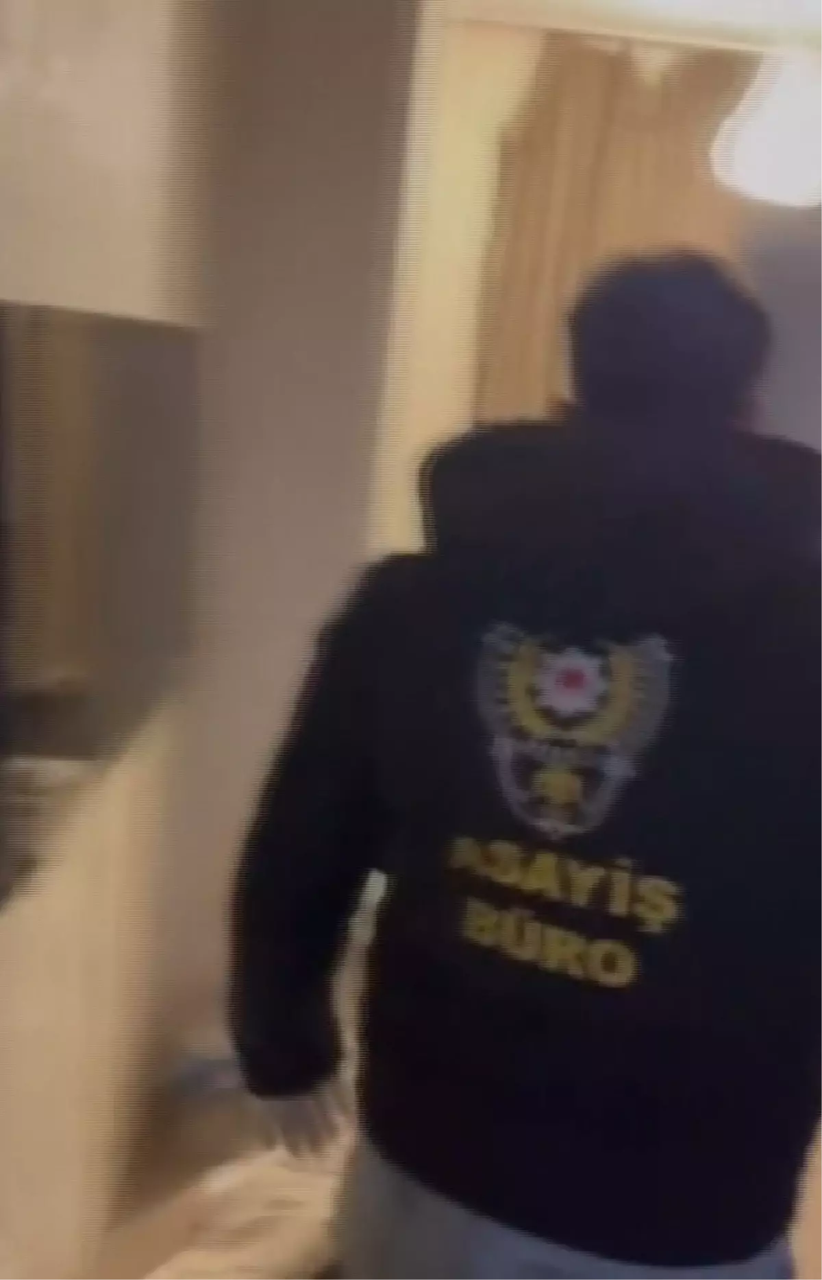 Esenyurt’ta Büyük Uyuşturucu ve Silah Operasyonu: 2,5 Kg Eroin Ele Geçirildi