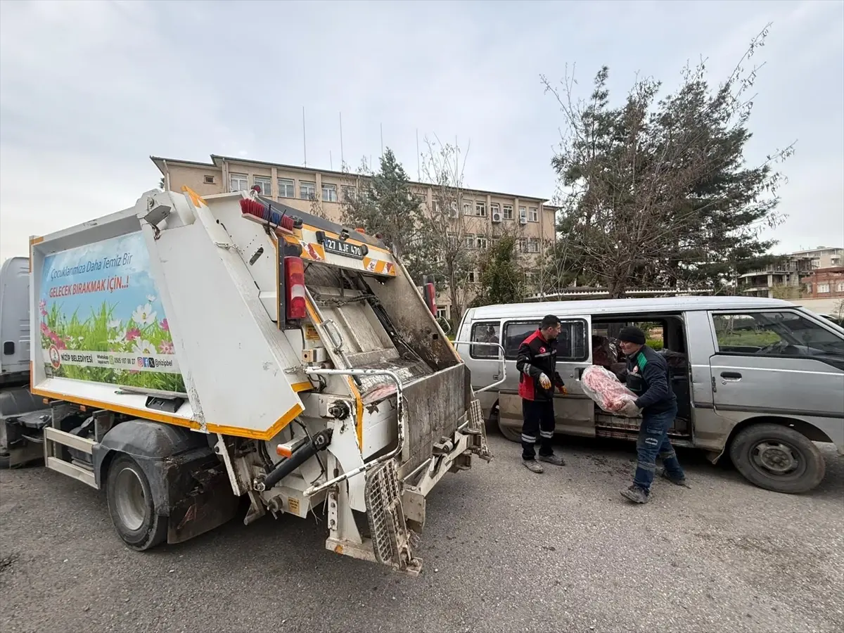 Nizip’te 1,6 Ton Sağlıksız Ciğer Ele Geçirildi: Gümrük ve Çevre Birimleri Müdahale Etti