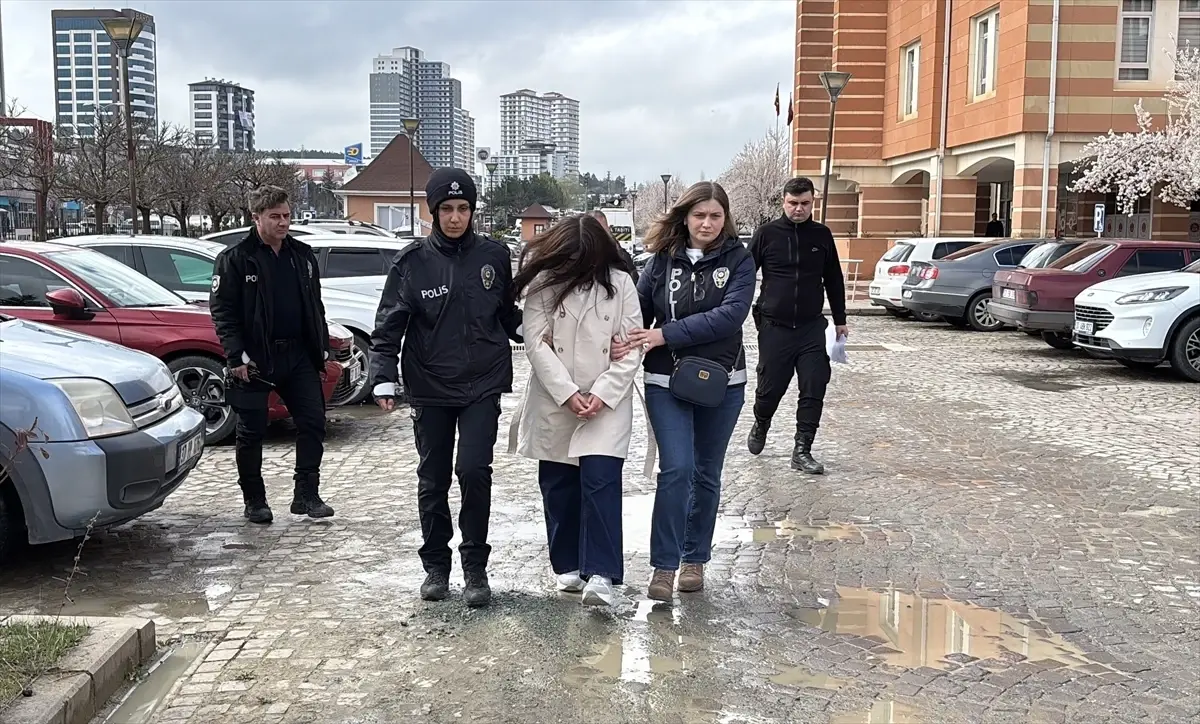 Kastamonu’da Çöp Konteynerinde Bulunan Bebek: Anne Kasten Öldürme Şüphesiyle Tutuklandı