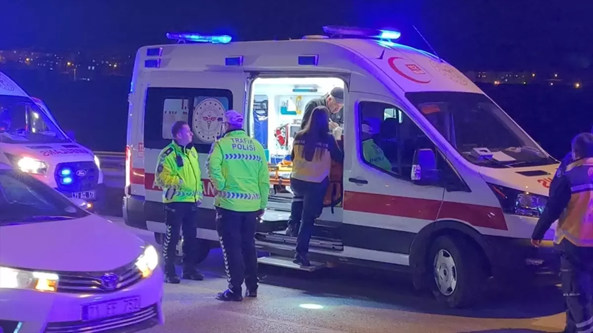 Kırıkkale‑Ankara Karayolunda Tır ve Otomobil Çarpıştı: 3 Yaralı