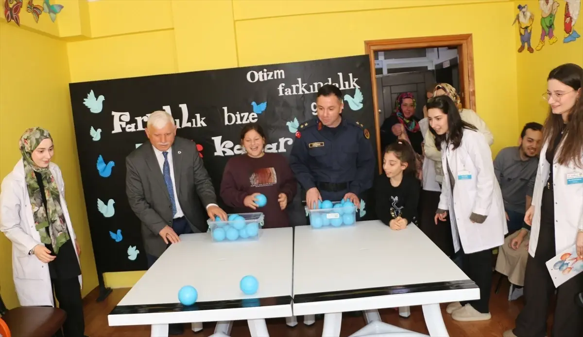 Otizm Farkındalık Etkinliği Okulda Coşkuyla Gerçekleşti