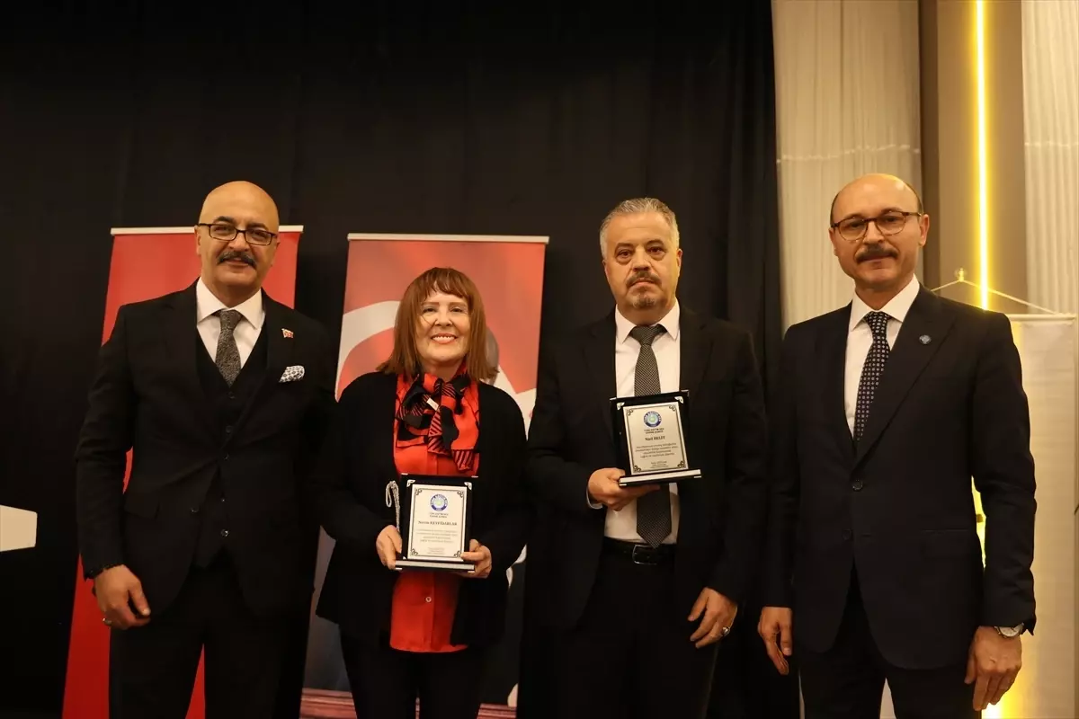 Edirne'de Sendika Liderleri Çalışan Hakları Üzerine Görüşlerini Paylaştı