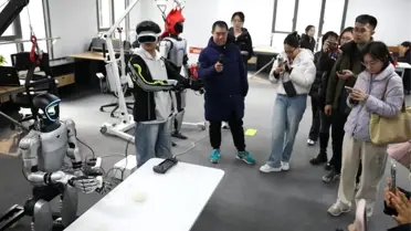 Liu Dongmei'nin teknoloji ve endüstri üzerine konuşması