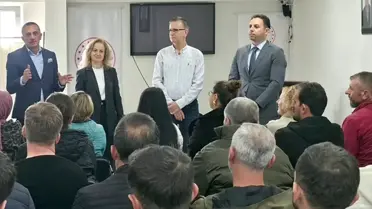 Eğitim sırasında katılımcılar