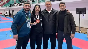 Ülkü Bulut ve Damla Taştan müsabaka anı