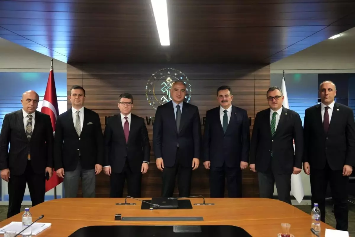 Amasya’nın Turizm Stratejisi Bakan Ersoy ile Görüştü: Yeni Vizyon ve Yatırımlar