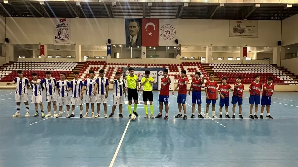 Amasya’da Polis Haftası Renkli Mini Futbol Turnuvası Coşkuyla Gerçekleşti