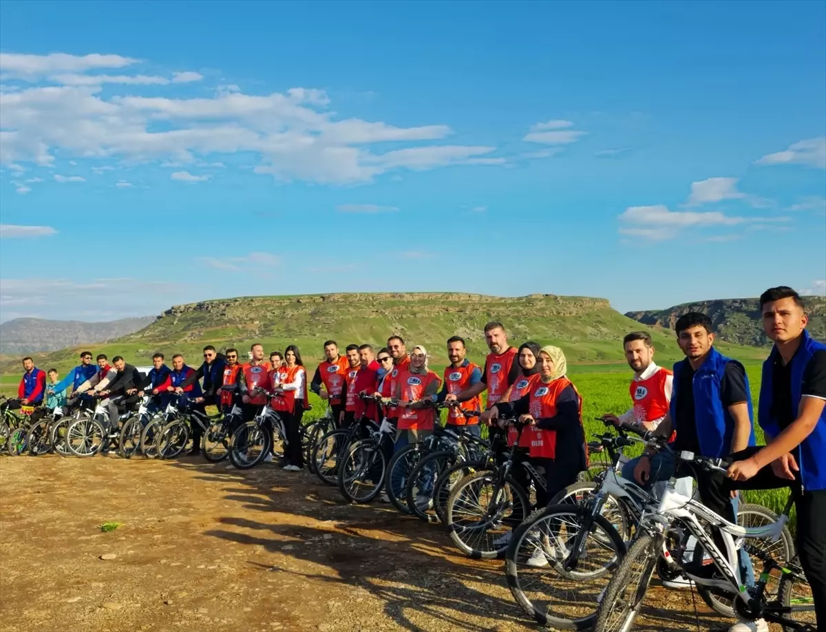 Kozluk’ta “Sağlık İçin Pedallıyoruz” Bisiklet Turu Coşkuyla Gerçekleşti