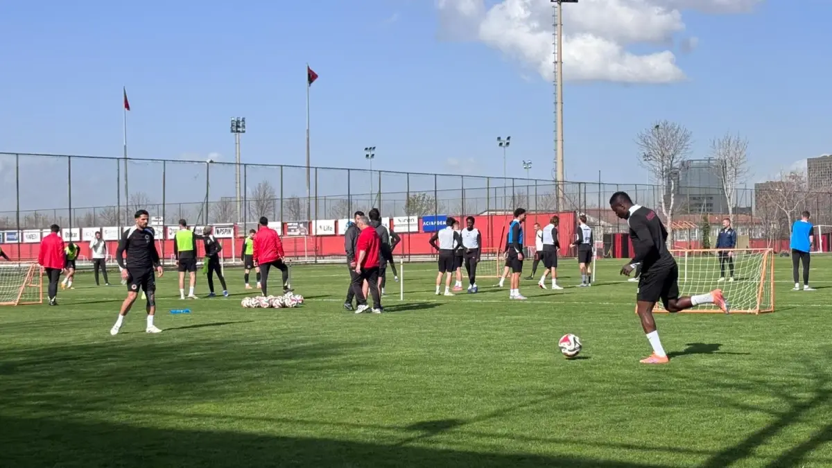 Gençlerbirliği, Göztepe Maçına Hazırlık Sürecini Anlattı