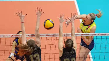 Fenerbahçe Medicana zaferiyle finalde