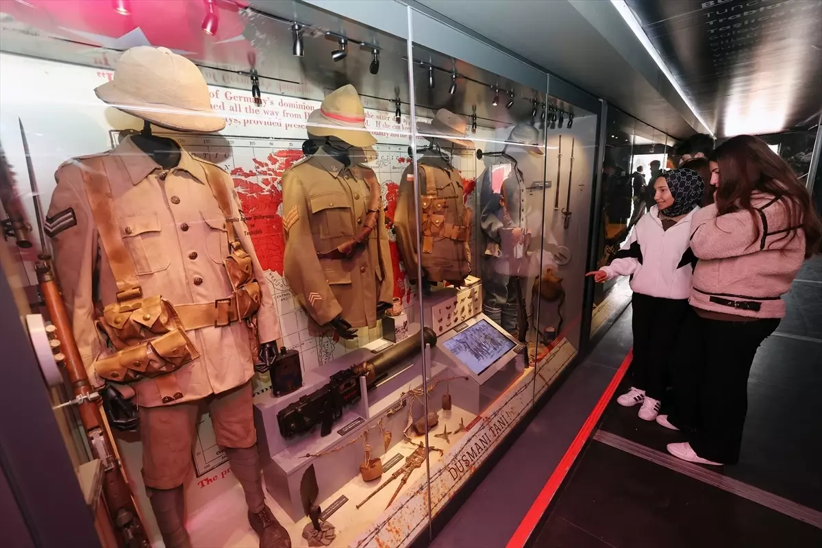 Darende’de Çanakkale Savaşları Mobil Müzesi Ücretsiz Açıldı