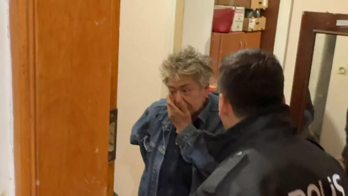 Kapı Kırılan Dairede Yorgun Kadının Şaşırtıcı Uyanışı