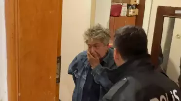 Ev içinde çekilmiş fotoğraf