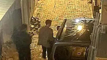 Araçlara müdahale eden şüpheliler