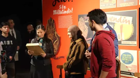 Doğum günü pastası ve kutlama anı