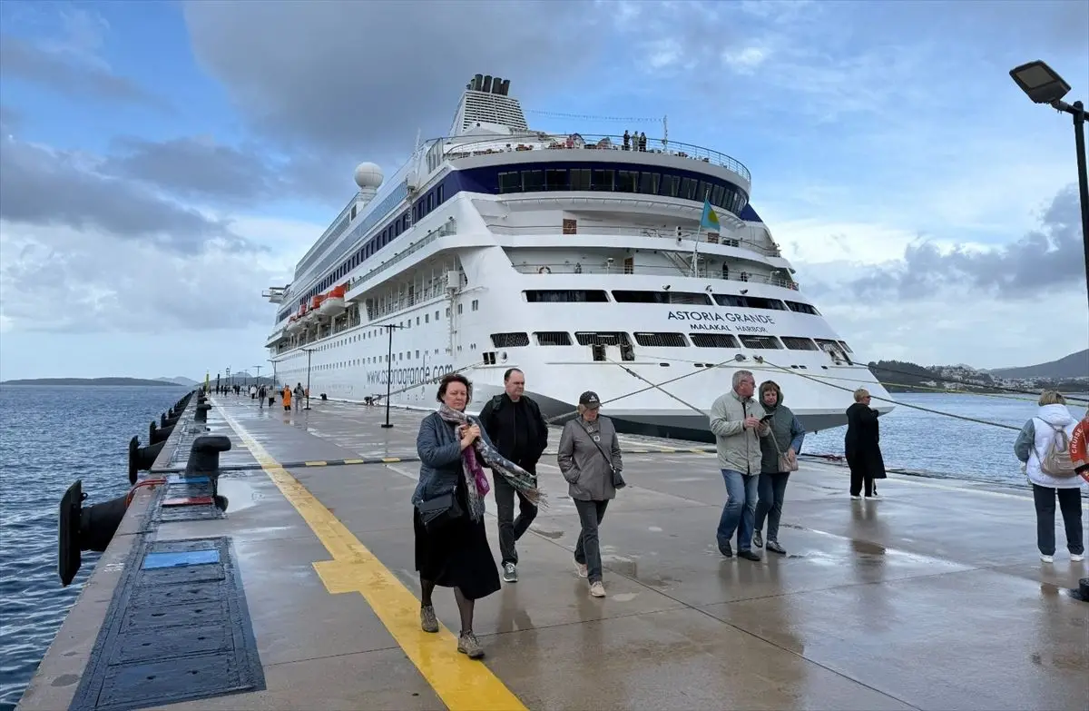 Bodrum’da Turizm Rekoru: Astoria Grande ile 909 Yolcu Gemide