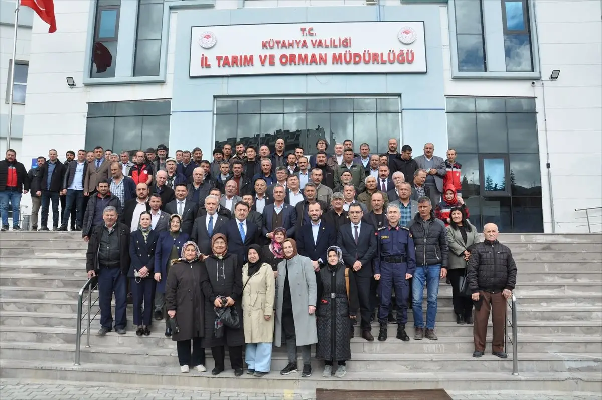 Kütahya’da Çiftçilere Yeni Tohum Desteği Paketi Açıklandı